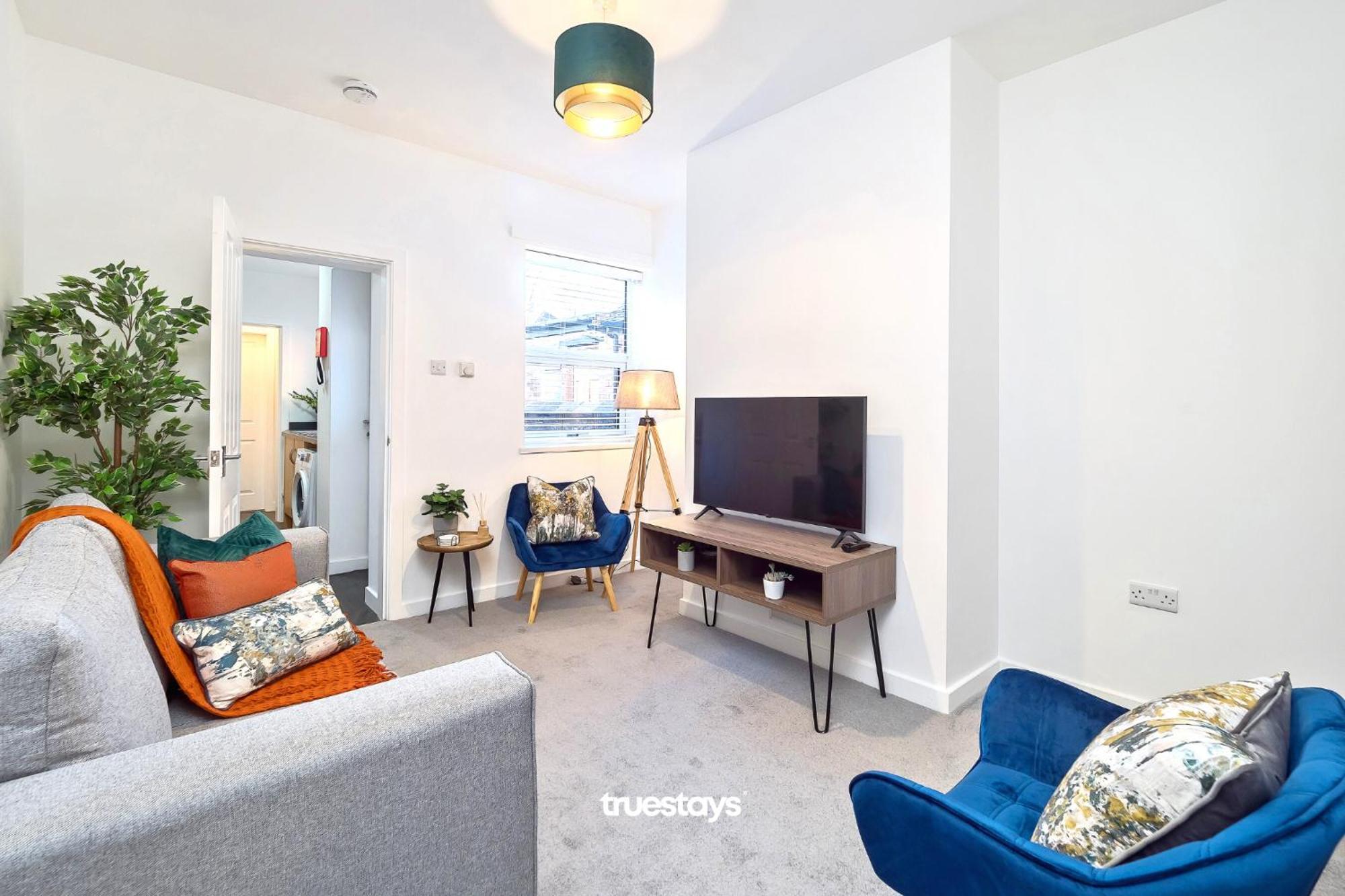Nursery House By Truestays - 3 Bedroom House In Stoke-On-Trent Bagian luar foto