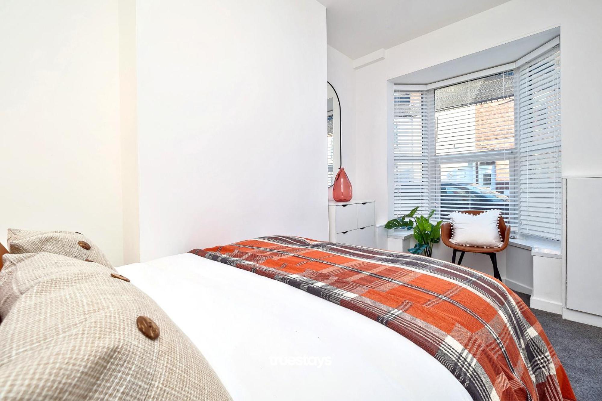 Nursery House By Truestays - 3 Bedroom House In Stoke-On-Trent Bagian luar foto