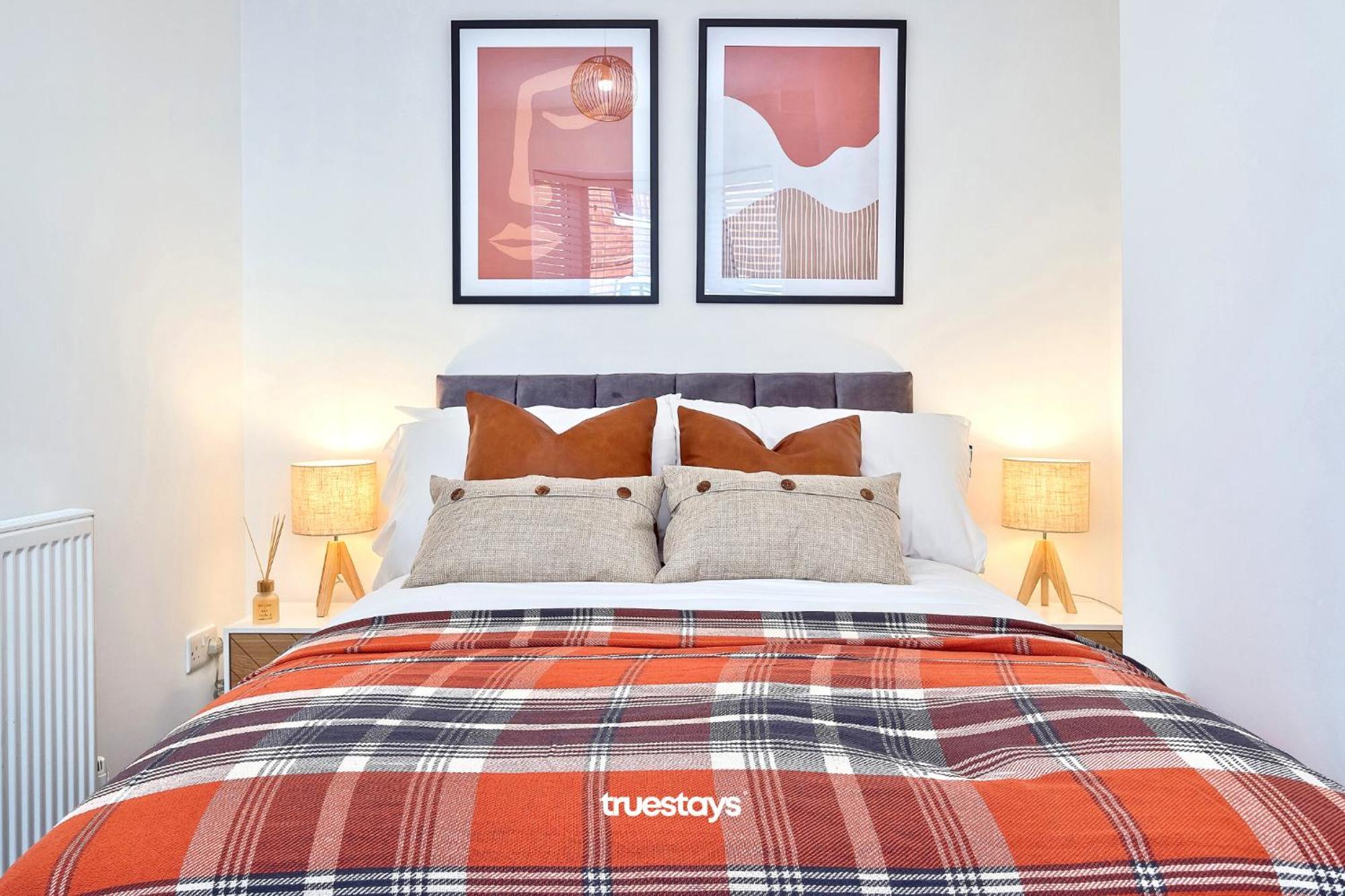Nursery House By Truestays - 3 Bedroom House In Stoke-On-Trent Bagian luar foto